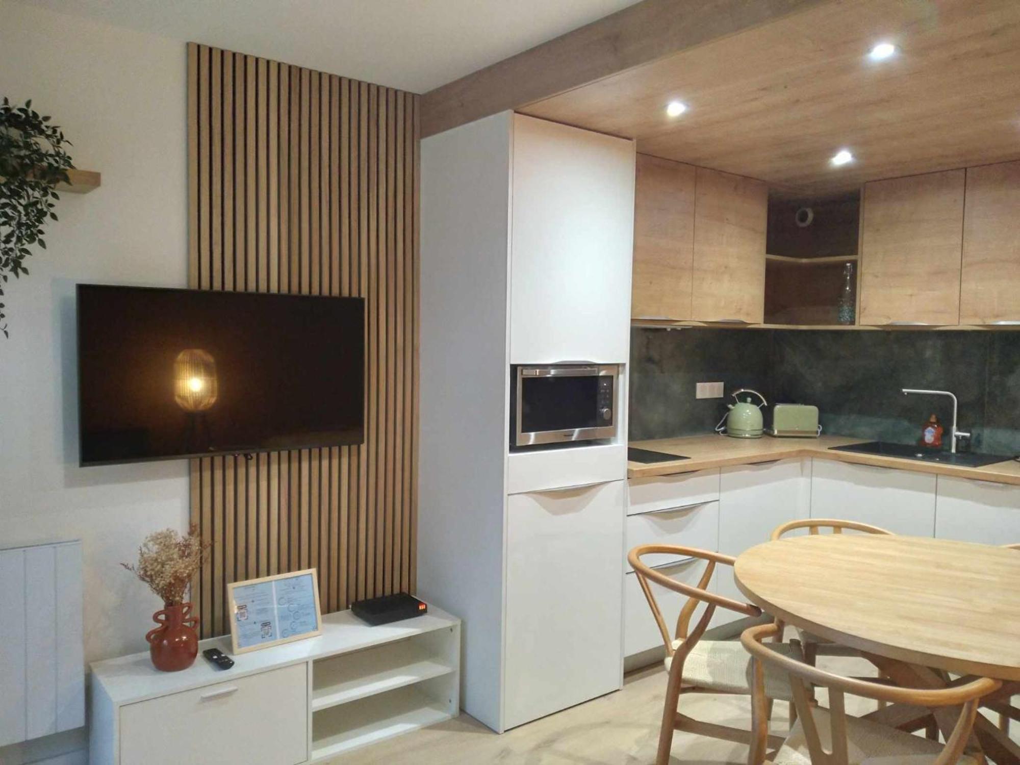 Duplex Lumineux - 40M2 - 2 Chambres - Balcon Terrasse - Parking - Entierement Renove En Mai 2024 Котре Экстерьер фото